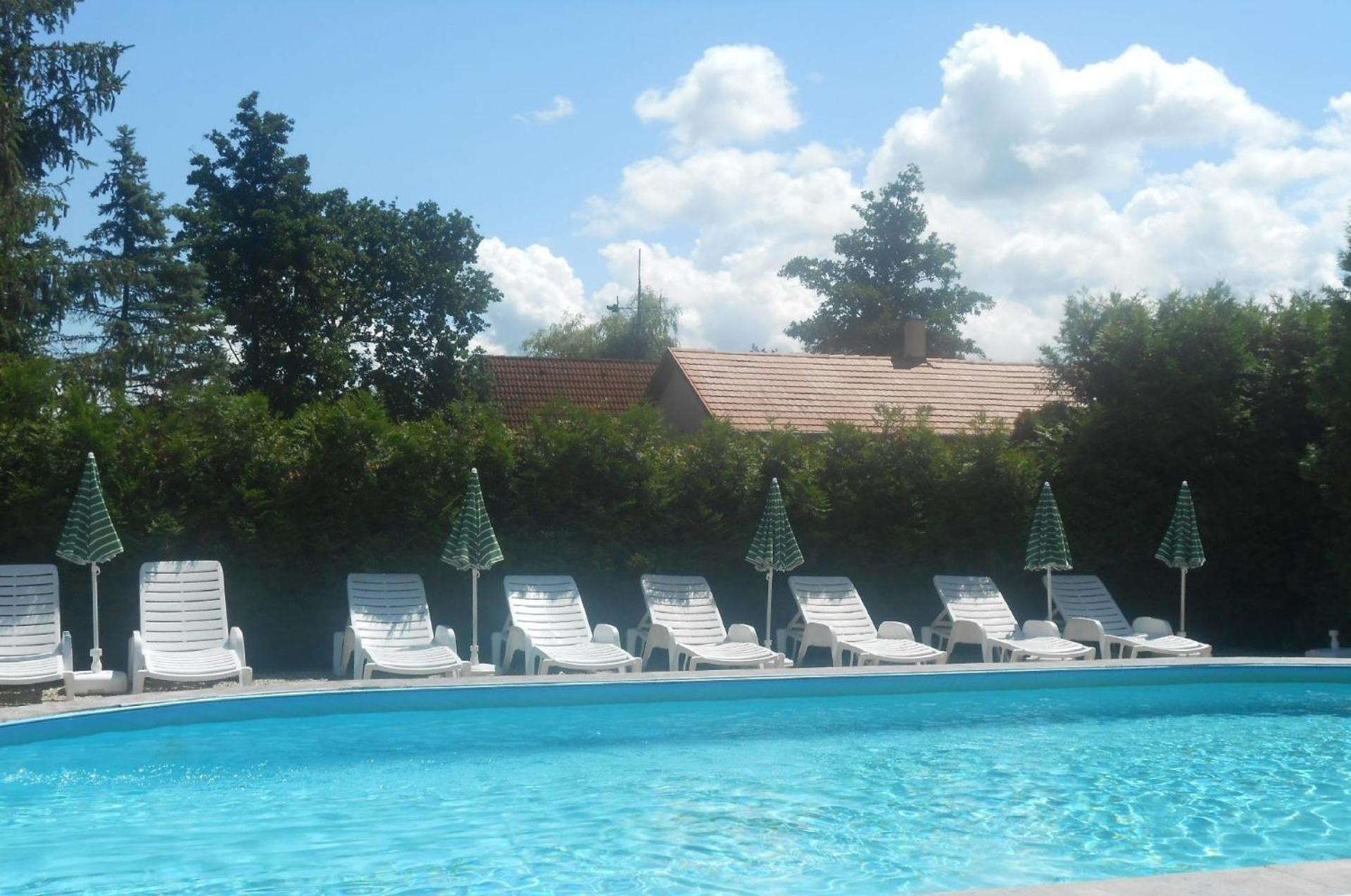Ferienhaus Mit Pool, Wlan, Direktem Seezugang Balatonmáriafürdő Kültér fotó